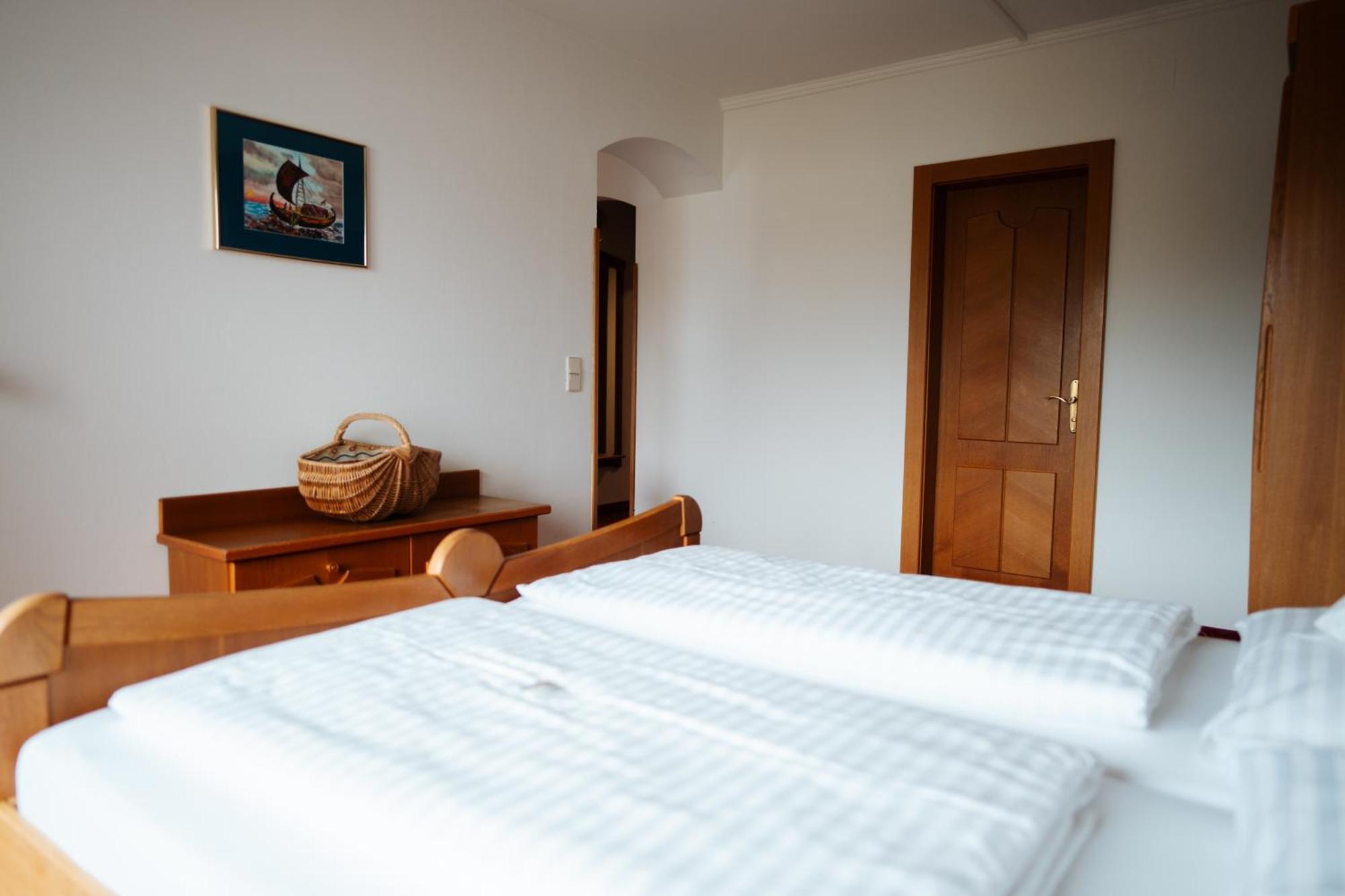 Seehotel Ressmann Дроболах ам Фаакерзее Екстериор снимка